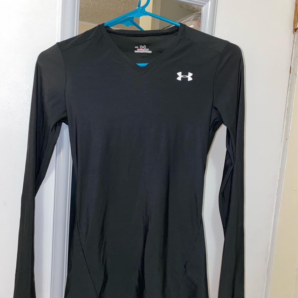 Under armour fitted undershirt